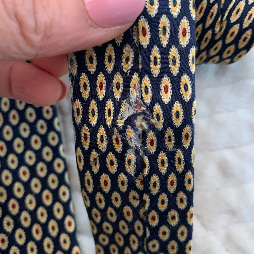Stanley Blacker Black and Beige Patterned Tie